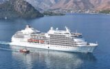 Marmaris’e denizden 445 turist geldi!