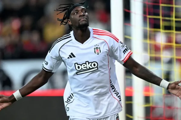 Dev derbi öncesi… Beşiktaş’ta Tammy Ab... Dev derbi öncesi… Beşiktaş’ta Tammy Ab...