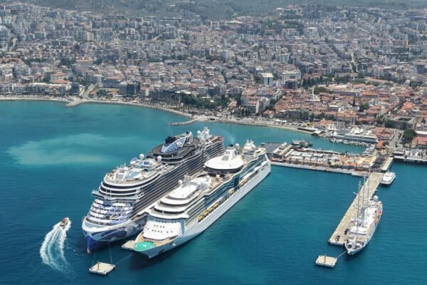 Kuşadası’na turist dopingi!