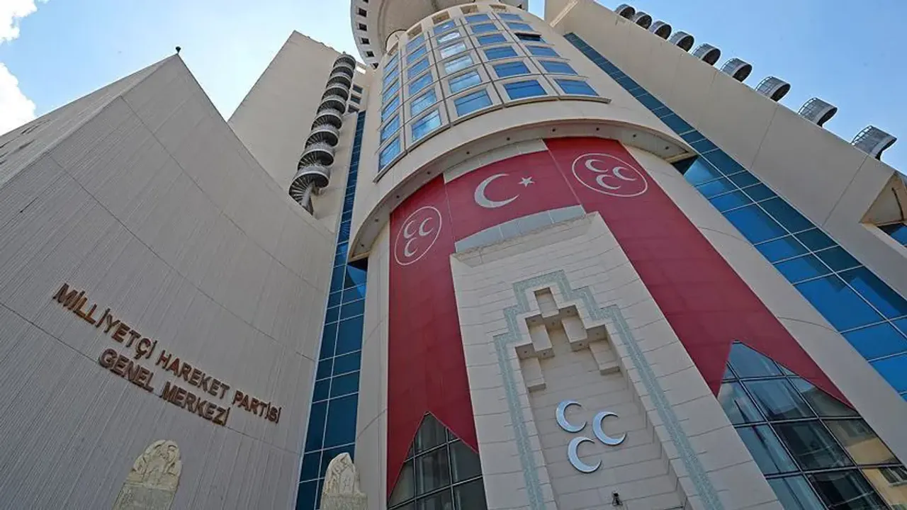 MHP’de bir il teşkilatı daha feshedildi